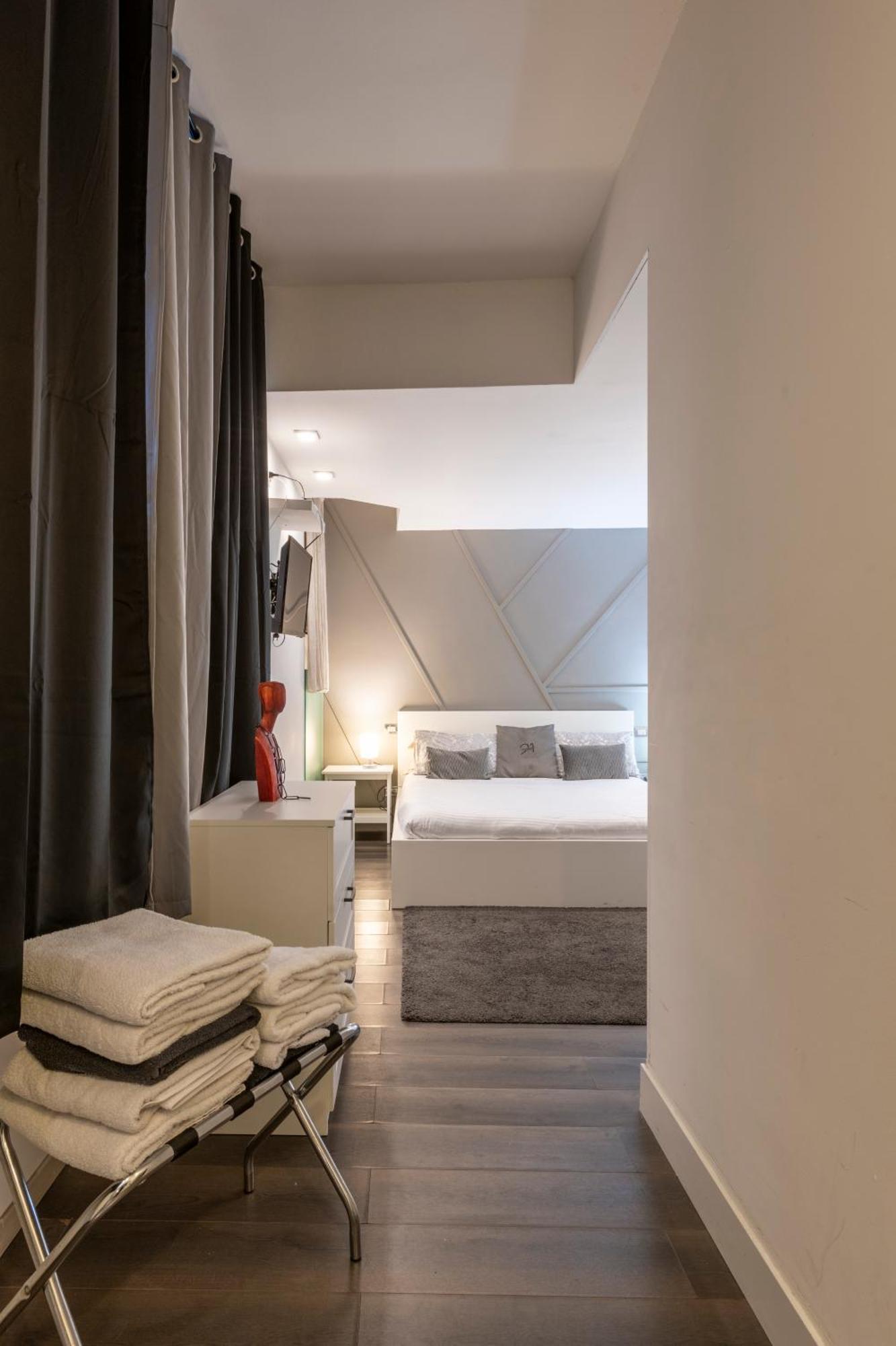 Design Apartment With Private Pool Exclusive Use - Stelvio 21 Milan Luaran gambar